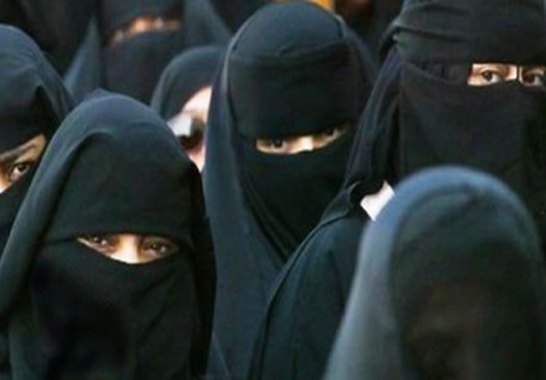 فروش زنان توسط داعش + عکس 