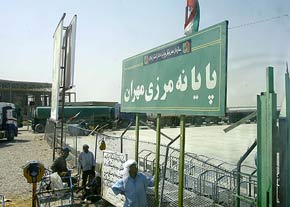 ممنوعیت تررد انفرادی زائران از مرز بین المللی مهران
