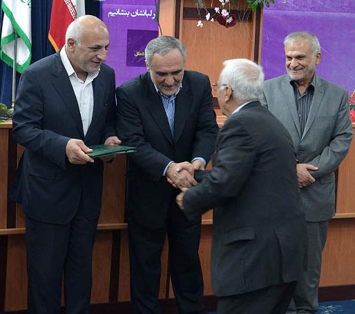 تجلیل از بازنشستگان نمونه استان خوزستان