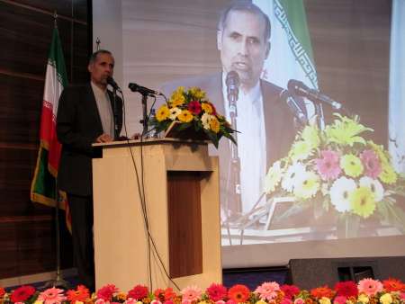 معاون وزیر صنعت، معدن و تجارت: از ویژگی های این منطقه می توان برای توسعه و رونق صادرات استفاده کرد