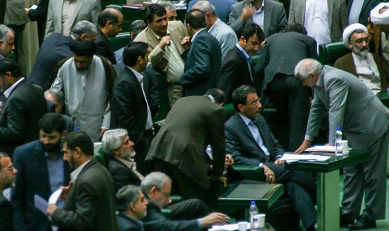 حداقل 70 درصد نمایندگان به بدل فرجی‌دانا رأی نمی‌دهند