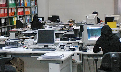 هشدار دولت درباره تغییر اجباری محل خدمت کارمندان 