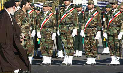 برگزاری هشتمین مراسم مشترک دانش آموختگی، تحلیف و اعطای سردوشی دانشجویان دانشگاههای افسری ارتش