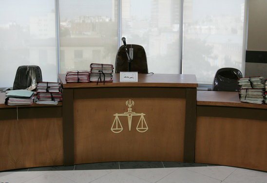 ۱۰۰ مسئول دولت سابق به دادگاه احضار میشوند