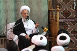 آیت الله مکارم: هیچ زمانی مانند امروز وسیله فساد فراهم نبوده است/ بهترین روش تبلیغ، عمل انسان ها است 