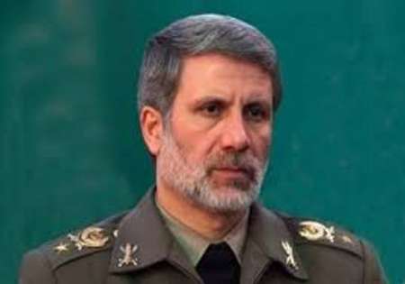 جانشین وزیر دفاع: وزارت دفاع در شرایط تحریم نیروهای مسلح را تجهیز کرد