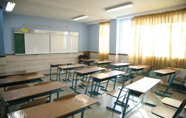 ضربوشتم دانشآموز توسط ناظم وی را روانه اورژانس کرد