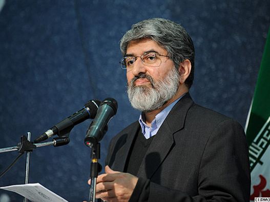 سومین جلسه دادگاه علی مطهری آغاز شد 