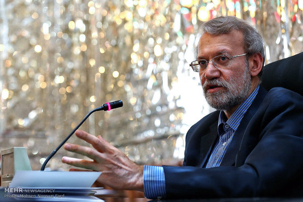  لاریجانی: توقف برجام درصورت تهدید نظامی/ قانون مجلس تایید برجام نیست