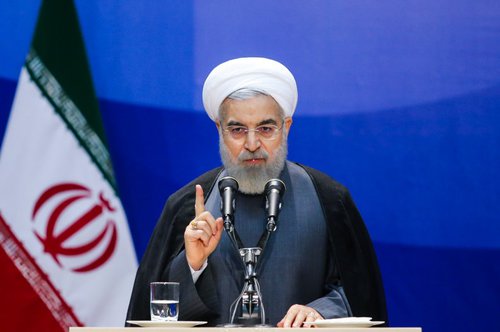 روحانی:  عقب نشینی از اصول، راهی در دستگاه دیپلماسی ندارد