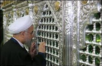 رییس جمهوری به زیارت مرقد مطهر امام رضا (ع) مشرف شد