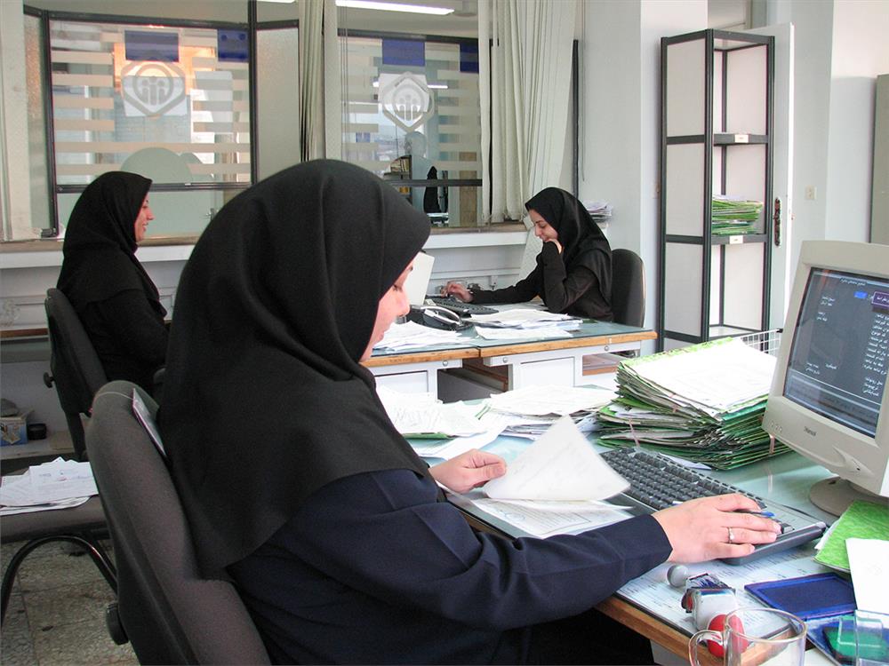 کاهش ساعت کاری زنان دارای فرزند