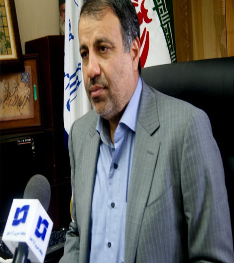 توزیع رایگان ده هزار اصله درخت در ۲۱ نقطه از شهر