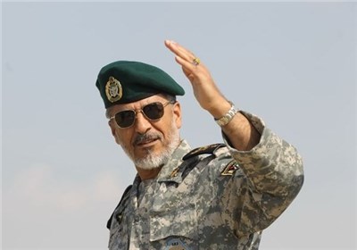 دریادار سیاری: نیروی دریایی با اقتدار در خلیج عدن حضور دارد