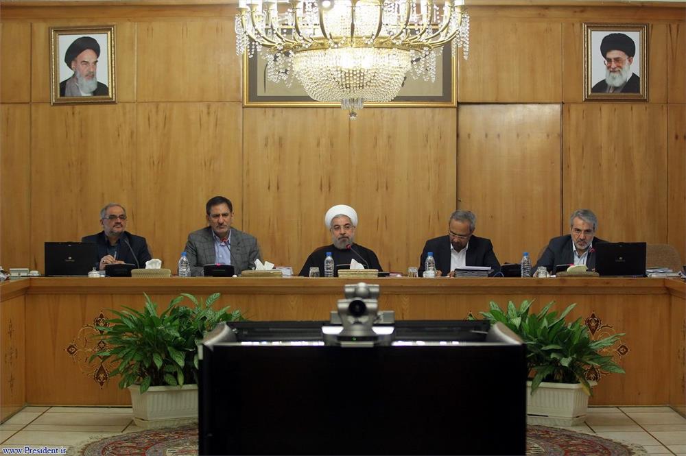 ارایه گزارش بودجه 93 به دولت/تورم در پایان سال گذشته 14.8 درصد