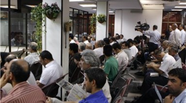 تاثیر لغو تحریم‌ها بر بانک‌ها بیشتر از سایر شرکت‌های بورسی است