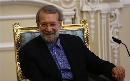 تاکید لاریجانی بر همدلی و همزبانی دولت و ملت برای حل مشکلات و توسعه کشور