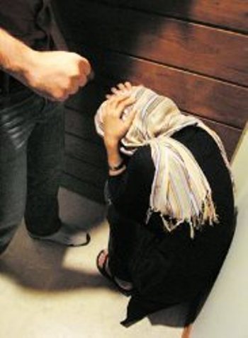 زنان، سکوت و بازتولید خشونت