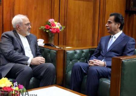 ظریف: حمله نظامی و تخریب زیرساخت ها در یمن نمی تواند کمک کننده باشد