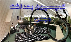 آنها که زیرمیزی می‌گیرند شأن و جایگاه پزشکی را رعایت نمی‌کنند و به مردم خیانت می‌کنند/می‌توان به پزشکی قانونی هم از پزشکان شکایت کرد