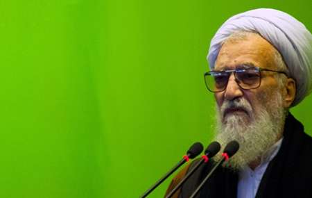 آیت الله موحدی کرمانی:  بیایید در امر فرهنگی هم برای رضای خدا همدلی داشته باشیم/ریشه کن کردن فرهنگ گناه، کفر و نفاق شدنی است