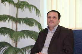 بخش تعاون باید وارد عرصههای بانک، بیمه و بورس شود
