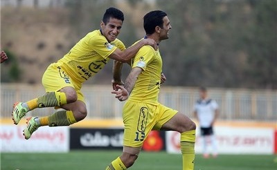 نفت، الاهلی را با شکست بدرقه کرد