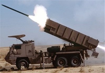 ارتش یمن مواضع نظامی عربستان را با ده ها موشک درهم کوبید