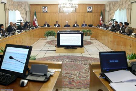 ساعت کاری ادارات فردا دوشنبه 15 تیر ماه با دو ساعت تاخیر آغاز می شود