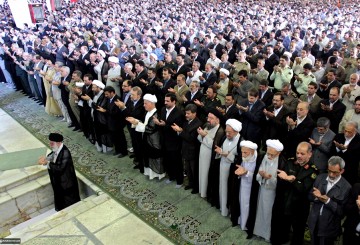 نماز عید فطر به امامت رهبر معظم انقلاب اسلامی اقامه می شود