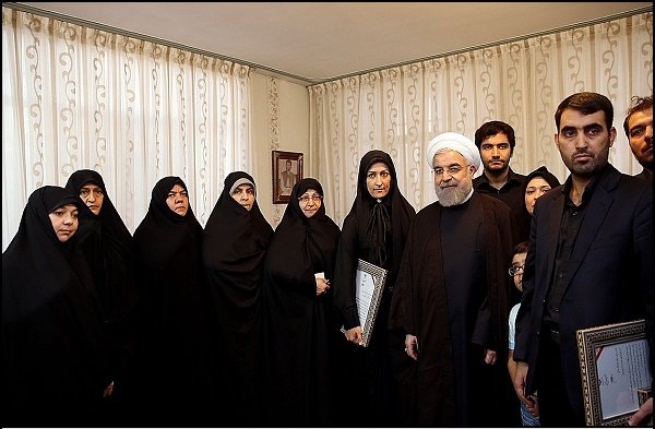 ایران نظامی ضدتروریسم است/شهادت دیپلمات‌ها بسیار غریبانه بود