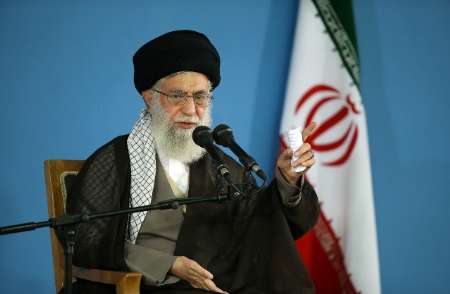 نباید اجازه نفوذ و بازگشت آمریکا را داد/شورای نگهبان باید صلاحیت ها را احراز کند