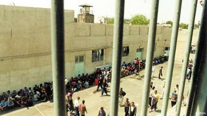 تیراندازی خونبار سرباز وظیفه در صبحگاه زندان آباده/ 5 تن کشته شدند (+اسامی)