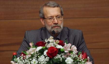لاریجانی: ایران برای رسیدگی به فاجعه منا آماده اعزام نیرو و تجهیزات است