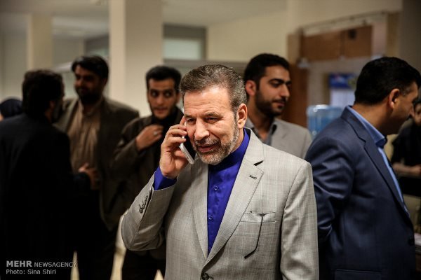 توضیحات پیامکی واعظی به نمایندگان