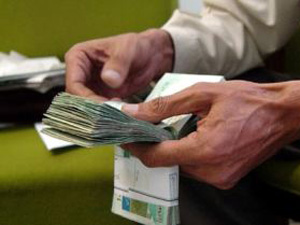 چراغ سبزدولت به افزایش حقوق‌ها/حداقل مزدکارگران یک میلیون می‌شود؟