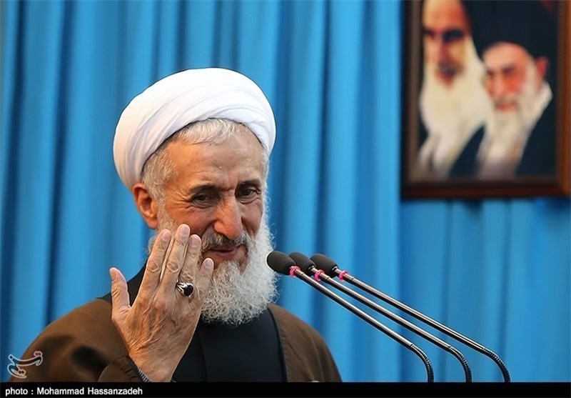 کسانی را انتخاب کنید که به امنیت کشور خدشه وارد نشود/ قطب جدیدی برابر ولایت فقیه ایجاد نشود