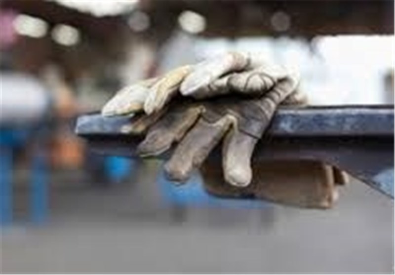 سبد معیشت کارگران آب رفت 
