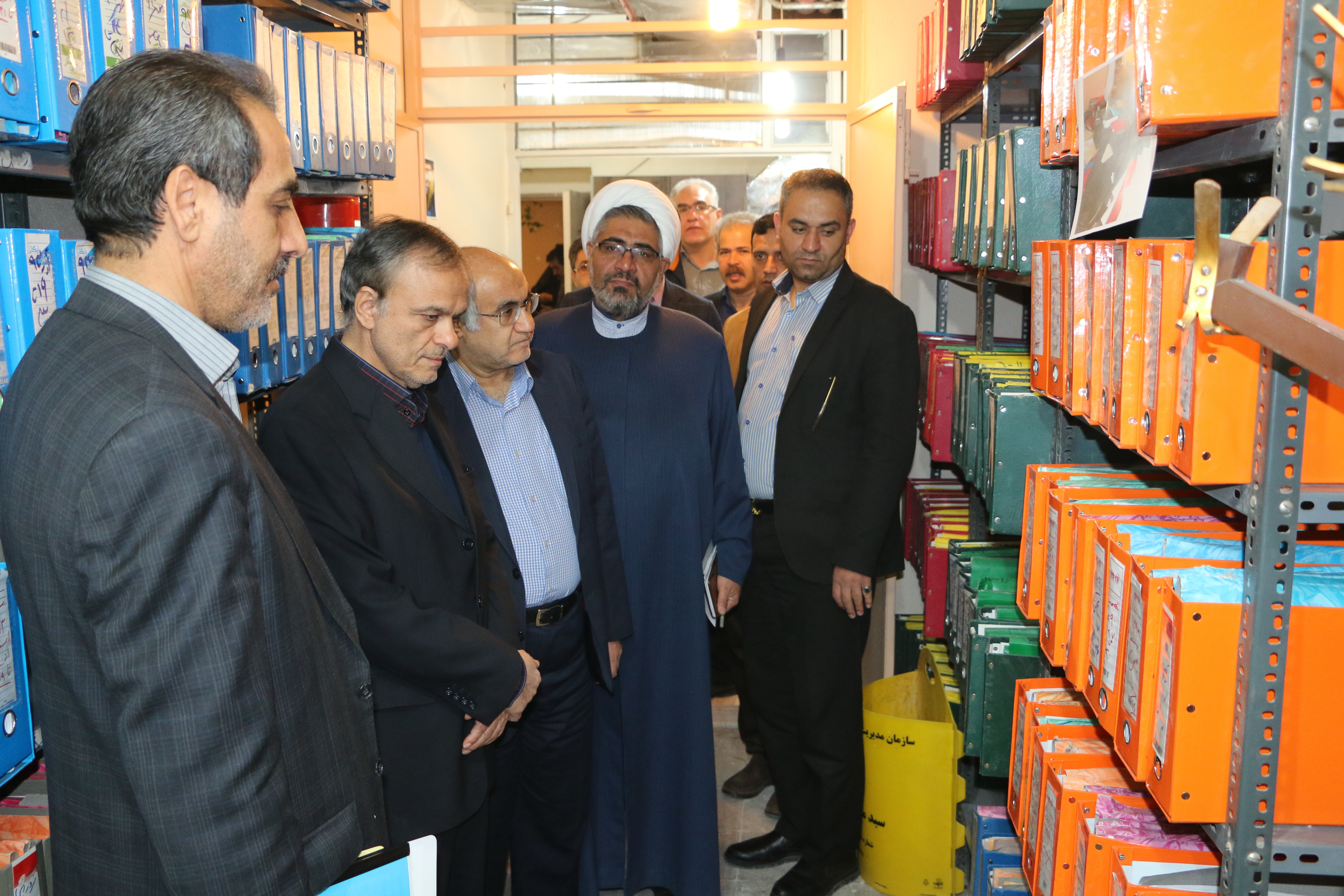ساماندهی اسناد راکد استانداری کرمان/ سازمان اسناد، مدارک واجد ارزش استانداری کرمان را به آرشیو ملی منتقل کند