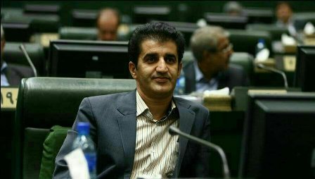 حذف یارانه نقدی ۹ میلیون ثروتمند در سال ۹۷/ درآمد دولت از محل یارانه ها کاهش می یابد/ تلاش مجلس برای تصویب لایحه بودجه ۹۷ در راستای منافع اقشار کم‌درآمد/ سردرگمی اشتغالزایی در پیچ و خم لایحه بودجه سال ۹۷