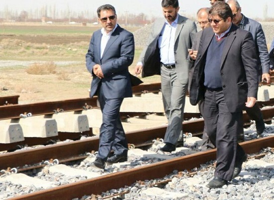 خادمی سلطان جاده ها معاون وزیر راه و شهرسازی کشور/ خادمی توسعه زیربناها آغاز خط ریلی زاهدان - مشهد مبدا رگ جدید توسعه تجارت کشور خواهد بود/ کلنگ زنی بزرگترین پروژه در دستان خادمی