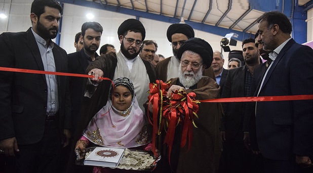 دوازدهمین نمایشگاه کتاب خوزستان دستاوردی دیگر از جوروند مدیرکل اداره فرهنگ و ارشاد اسلامی استان/ اختصاص 650 میلیون تومان بن خرید کتاب/ آیت الله شفیعی: همیشه مدیون کتاب هستیم/