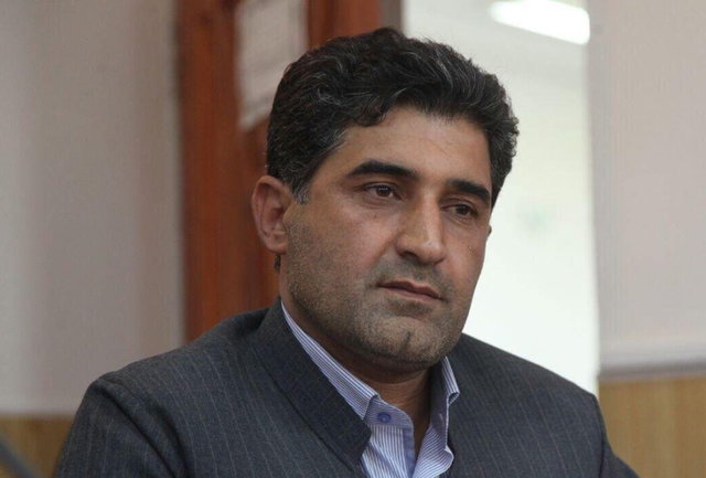 استیضاح ربیعی و آخوندی در دستور کار نمایندگان/ حضور جهانگیری برای استیضاح وزرای راه و کار در صحن علنی+ اسامی همراهان جهانگیری از دولت/ ربیعی استاد مهار استیضاح است/نیروهای کار را استثمار کرده‌اند/ وزیر کار برای اشتغال جوانان مناطق مرزی چه کرده است/ آقای ربیعی به درد ریاست سازمان تامین اجتماعی می‌خورید/ ربیعی صدای بازنشستگان و کارگران فولاد را نمی‌شنود/  مدیریت اقتصادی ربیعی نادرست است