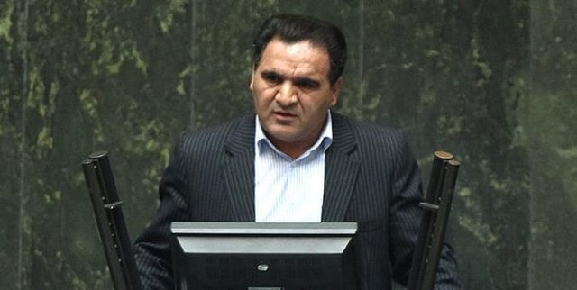 استیضاح ربیعی و آخوندی در دستور کار نمایندگان/ حضور جهانگیری برای استیضاح وزرای راه و کار در صحن علنی+ اسامی همراهان جهانگیری از دولت/ ربیعی استاد مهار استیضاح است/نیروهای کار را استثمار کرده‌اند/ وزیر کار برای اشتغال جوانان مناطق مرزی چه کرده است/ آقای ربیعی به درد ریاست سازمان تامین اجتماعی می‌خورید/ ربیعی صدای بازنشستگان و کارگران فولاد را نمی‌شنود/  مدیریت اقتصادی ربیعی نادرست است