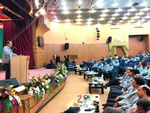 به همت کشانی مدیرعامل، فولاد خوزستان پیشرو به سمت خودکفایی و اقتصاد مقاومتی/ هدفگذاری فولاد خوزستان در سال 97 برای تولید 3 میلیون 800 هزار تن شمش فولاد/ موفقیت های درخشانی در فولاد خوزستان رقم خورد/ فولاد خوزستان صاحب معدن سنگ آهن شد