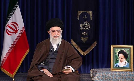 امام خامنه‌ای سال ۹۷ را سال «حمایت از کالای ایرانی» نامگذاری کردند/ مخاطب شعار امسال آحاد ملت و مسئولانند همه باید سخت کار کنند