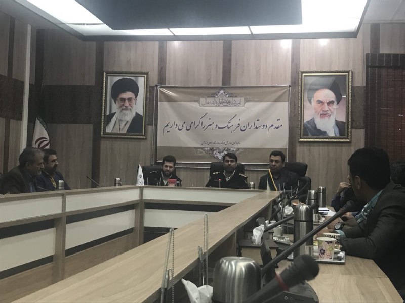 برگزاری نشست هم اندیشی پلیس فتا و فرهنگ و ارشاد اسلامی خوزستان با اصحاب رسانه/ رئیس پلیس فتا استان: ساماندهی پایگاه های خبری مجوز دار و بدون مجوز در سال 97