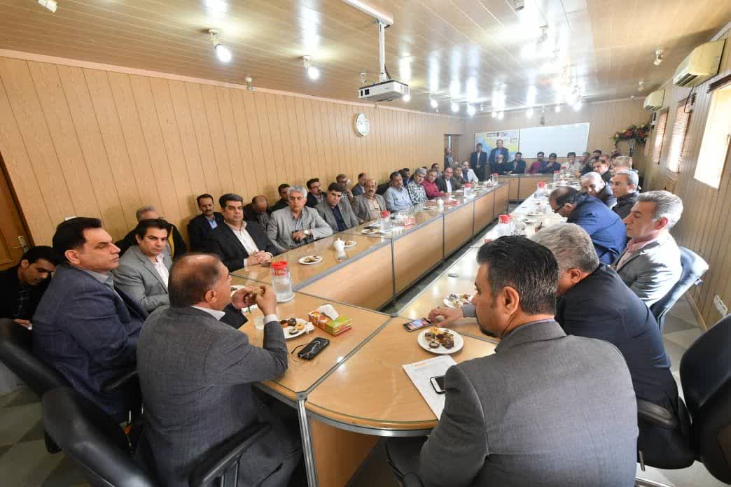 ملی حفاری ایران در مسیر جوان گرایی/ موسوی مدیرعامل شرکت ملی حفاری ایران: جوانان و نخبگان در پیشبرد اهداف کلان شرکت نقش آفرینی می کنند/ ریسک بالای کار در بخش های عملیاتی