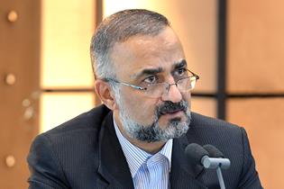 زنگنه وزیر نفت، سعیدی کیا رئیس بنیاد مستضعفان، گلپایگانی مدیرعامل حفاری شمال همچون گذشته برای اصلاح ساختار حفاری شمال و افزایش سرمایه ١٠٠درصدی در کنار هم  هستند/ رشد چشمگیر وضعیت اقتصادی شرکت حفاری شمال/ حفاری شمال بازویی وزارت نفت