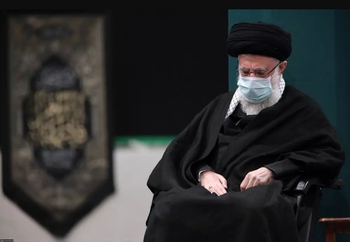در حسینیه امام خمینی(ره) برگزار شد/مراسم عزاداری شام شهادت حضرت زهرا (س) در محضر رهبر انقلاب